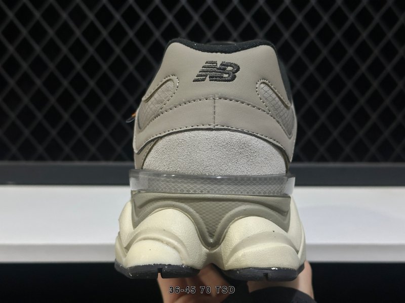 뉴발란스 NB9060 레트로 데일리 스니커즈 001-253639