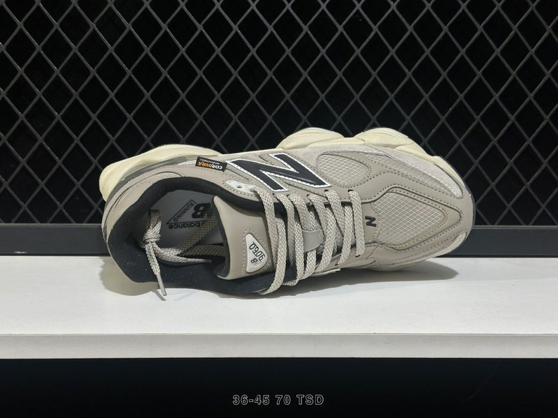 뉴발란스 NB9060 레트로 데일리 스니커즈 001-253639