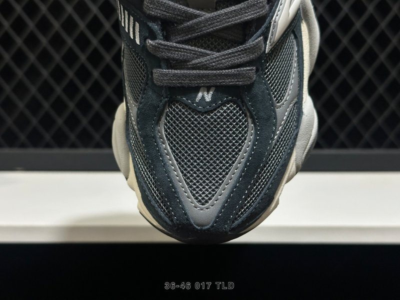 뉴발란스 NB9060 레트로 데일리 러닝화 001-253643