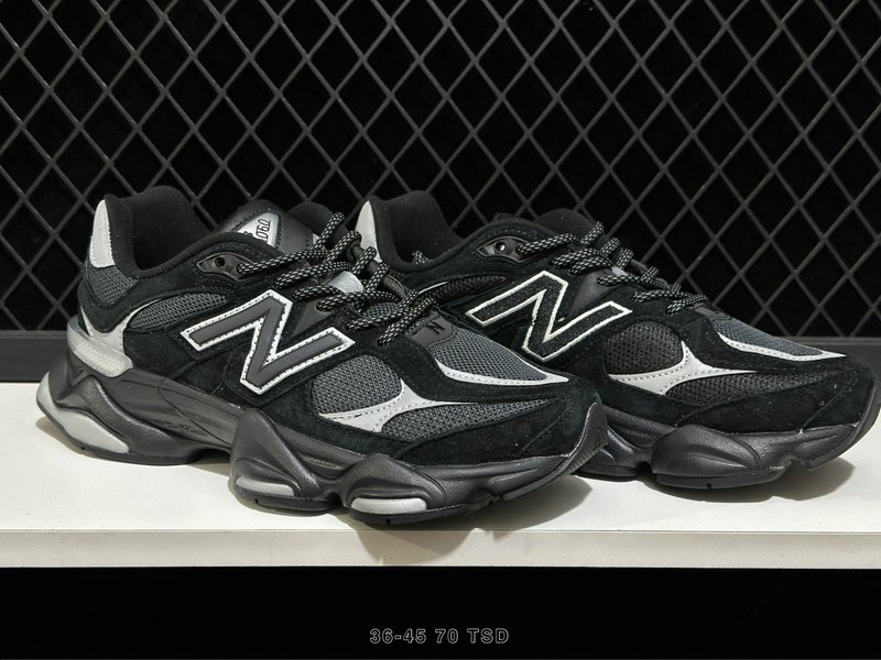 뉴발란스 NB9060 레트로 데일리 스니커즈 001-253650