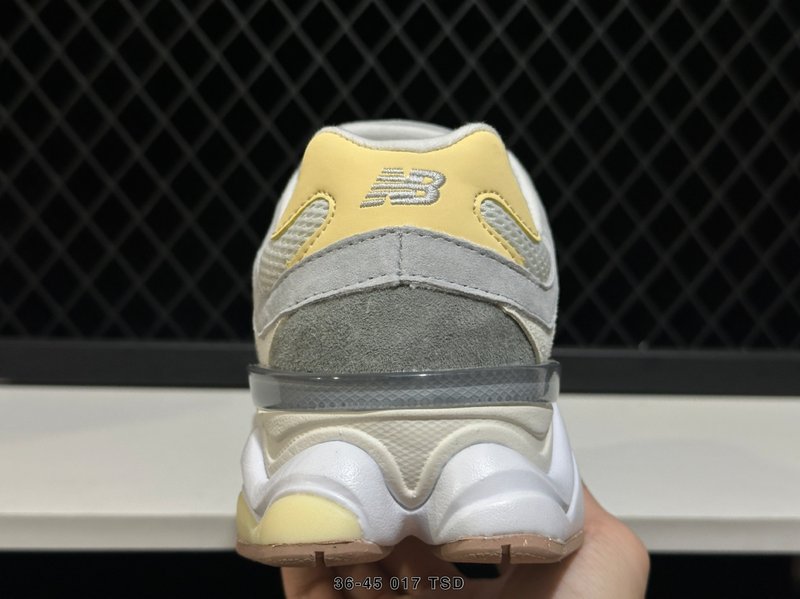 뉴발란스 NB9060 레트로 데일리 스니커즈 001-253664