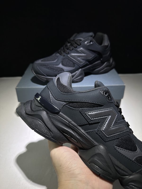 뉴발란스 9060 레트로 러닝화 001-253671