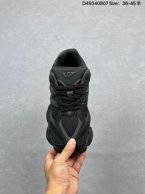 뉴발란스 NB9060 레트로 데일리 스니커즈 001-253682