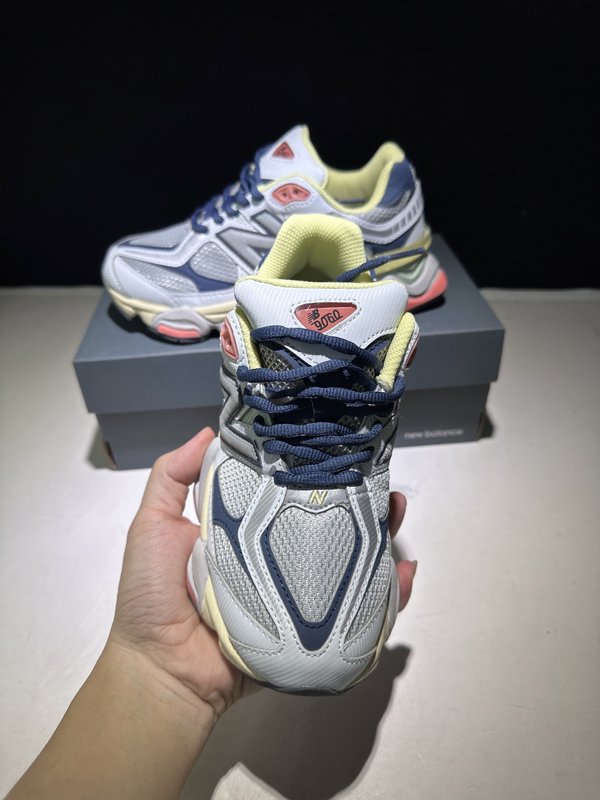 뉴발란스 NB9060 복고풍 두꺼운 밑창 운동화 001-253683