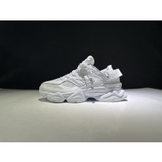 뉴발란스 레트로 캐주얼 운동화 001-253716