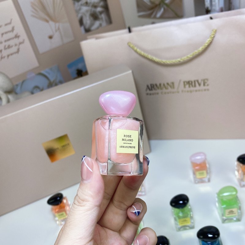 아르마니 프라이베 컬렉션 오드퍼퓸 14 종 세트 001-253810
