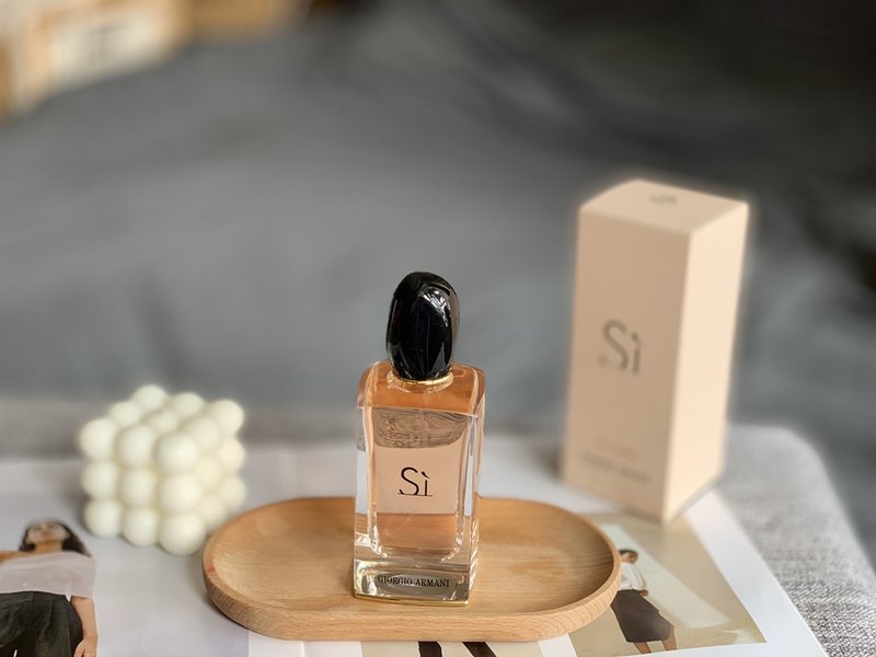 아르마니 시 인텐스 우먼 오드퍼퓸 100ml 001-253827