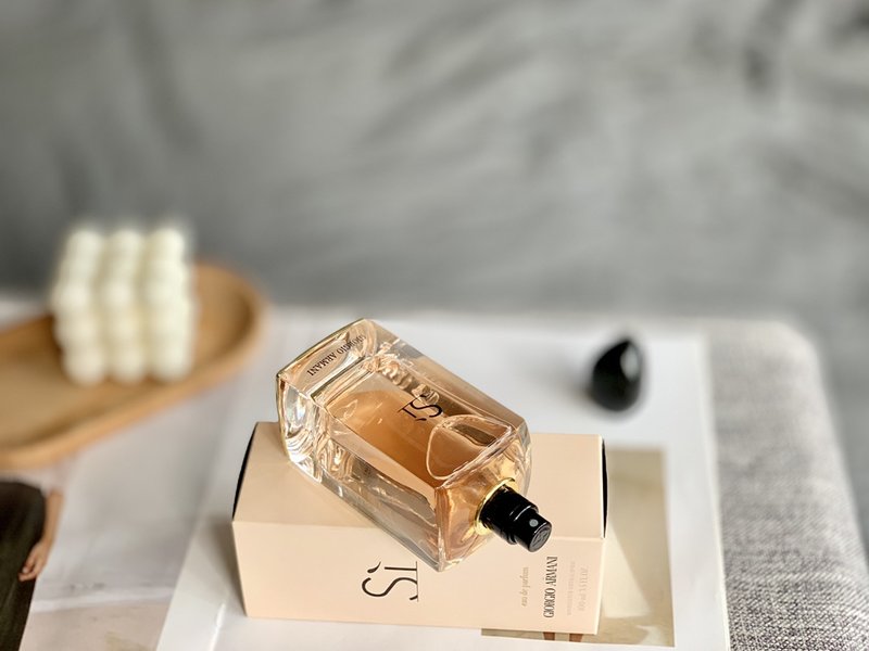 아르마니 시 인텐스 우먼 오드퍼퓸 100ml 001-253827