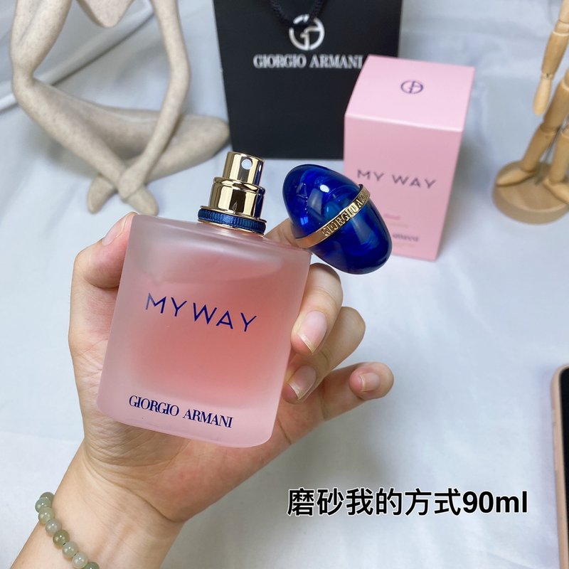 아르마니 마이웨이 플로랄 오드퍼퓸 90ml 001-253840
