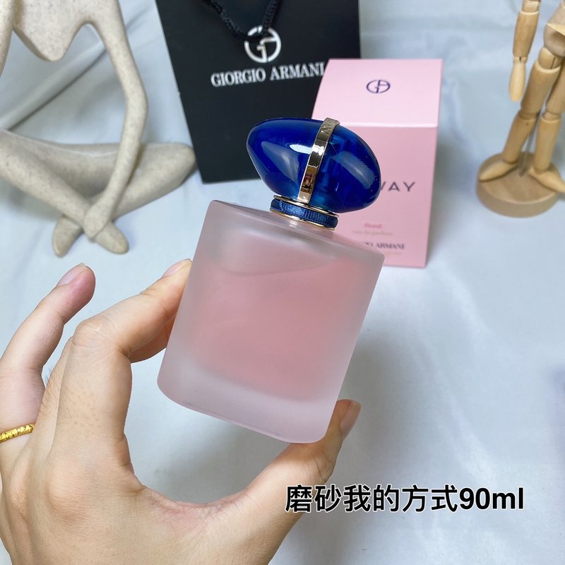 아르마니 마이웨이 플로랄 오드퍼퓸 90ml 001-253840