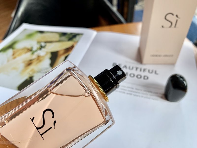 아르마니 시 인텐스 우먼 오드퍼퓸 100ml 001-253862