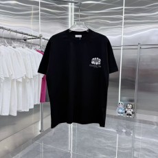 디올 플록킹 엠보싱 라운드넥 반팔 티셔츠 001-254059