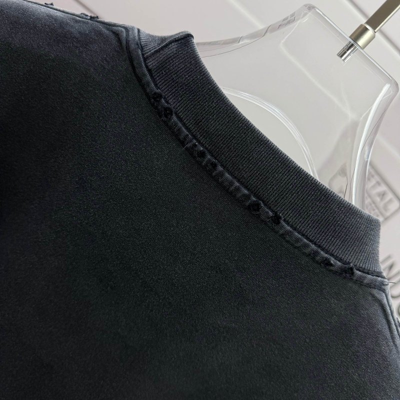 디올 워싱 데미지 라운드넥 반팔 티셔츠 001-254086