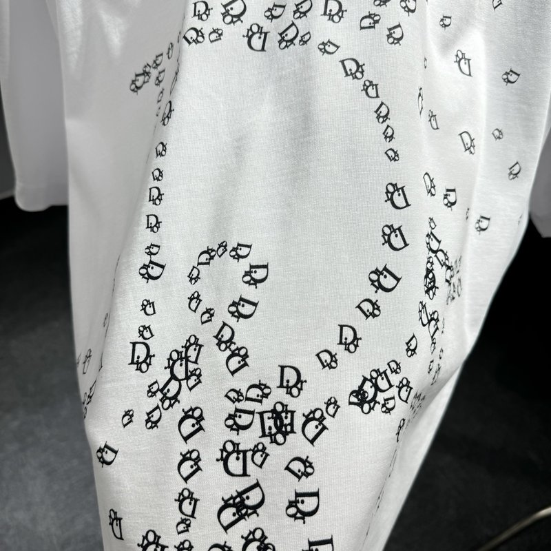 디올圆领字母绣花短袖 T 恤 001-254089