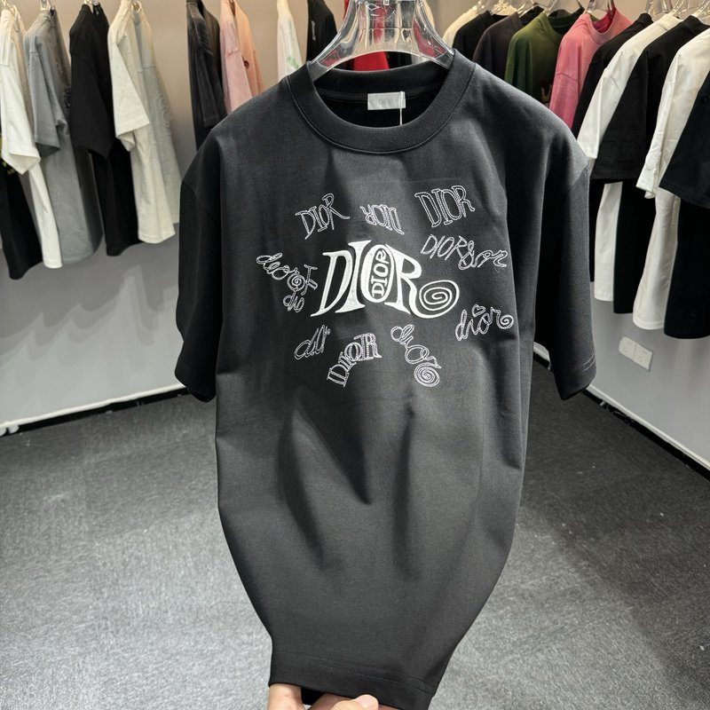 디올 라운드넥 반팔 티셔츠 001-254095