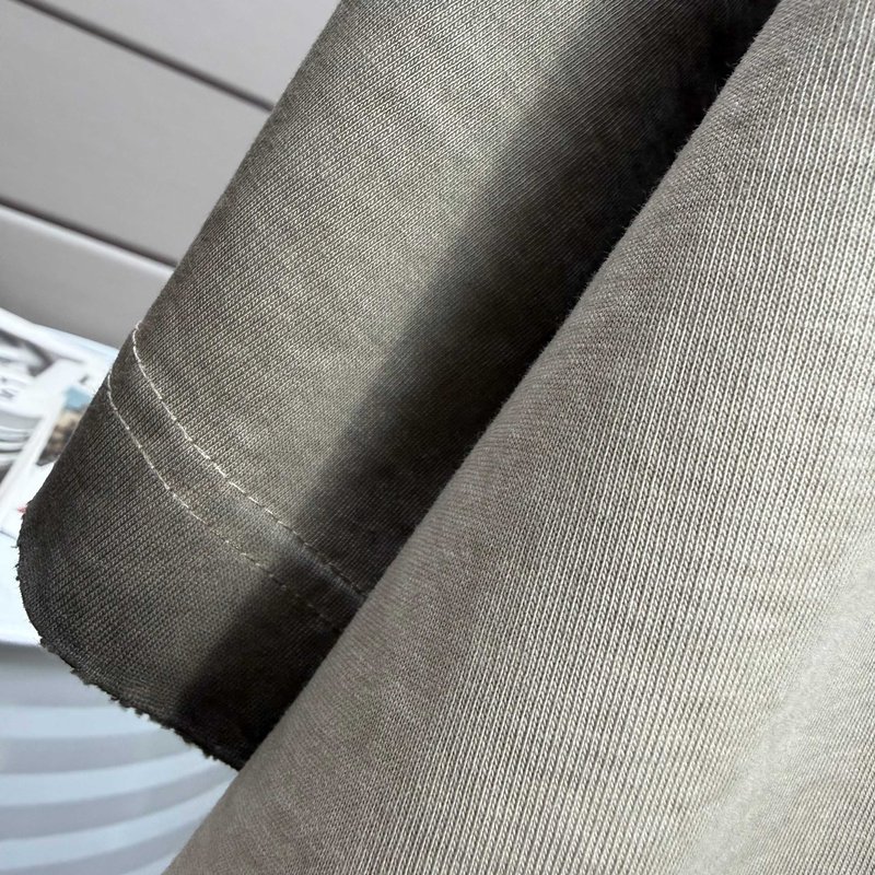 디올 2026SS 워싱 데미지 라운드넥 반팔 티셔츠 001-254233