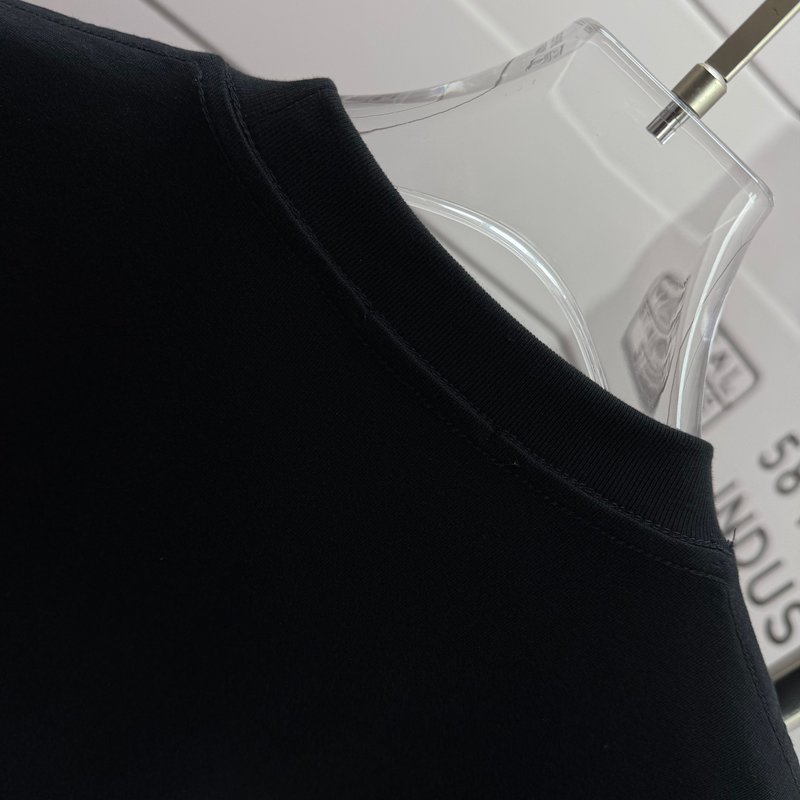 디올 클래식 레터링 엠보 티셔츠 001-254268