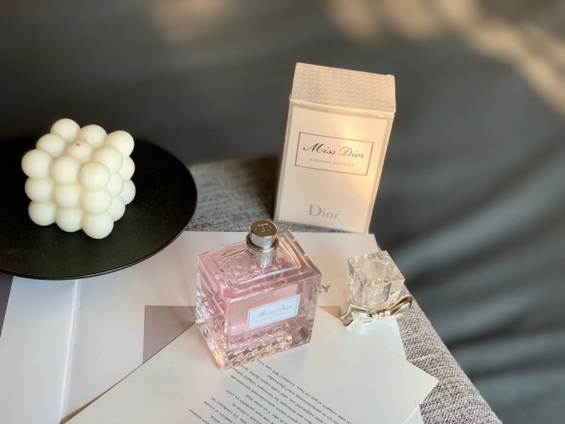 디올 미스 디올 블로밍 부케 오드투알레트 100ml 001-254295