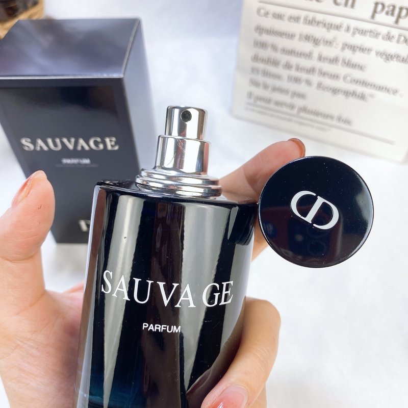 디올 소바쥬 오드파르푸 100ml 001-254330
