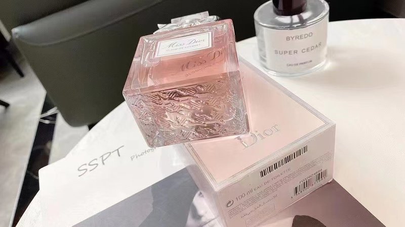 디올 미스 디올 블로밍 부케 오드뚜렛 100ml 001-254348