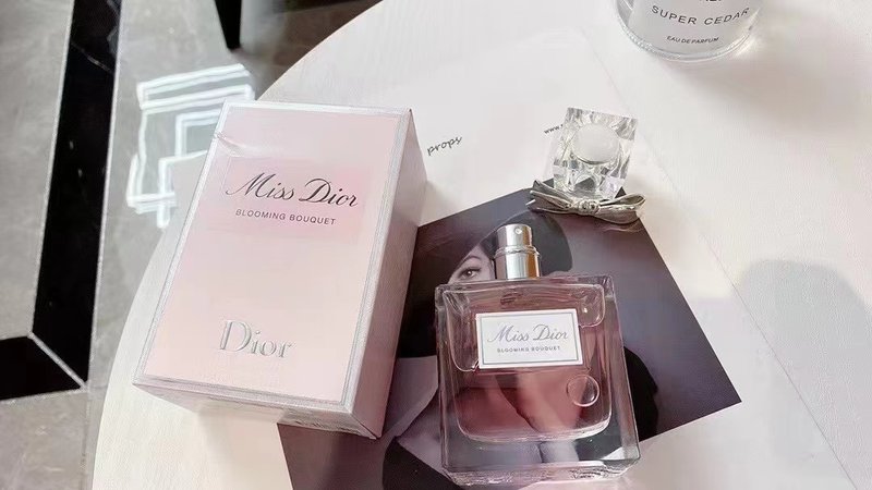 디올 미스 디올 블로밍 부케 오드뚜렛 100ml 001-254348