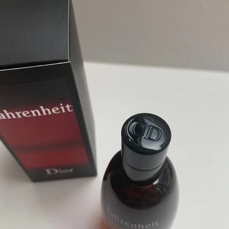 디올 파렌하이트 옴므 오드뚜왈렛 001-254390
