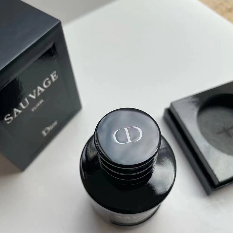 디올 소바쥬 퍼 기프트 세트 001-254392
