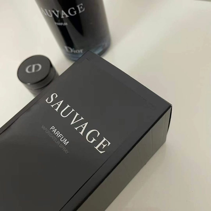 디올 소바쥬 오드퍼퓸 남성용 001-254396