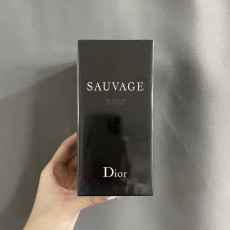 디올 소바쥬 남성 바디워시 250ml 001-254397