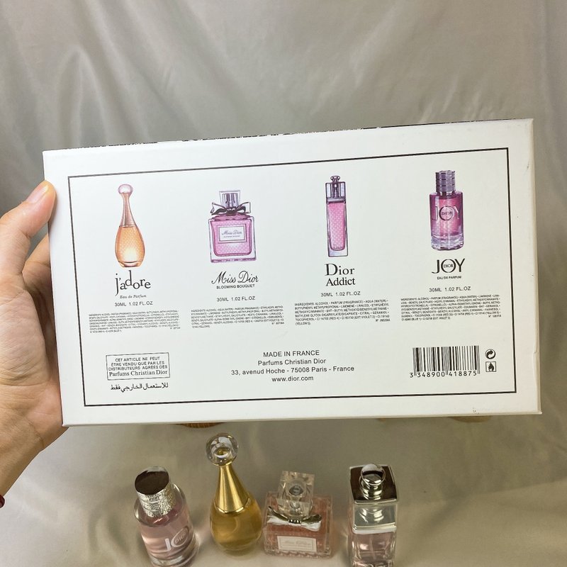 디올 향수 미니어처 4 종 세트 선물용 박스 001-254400