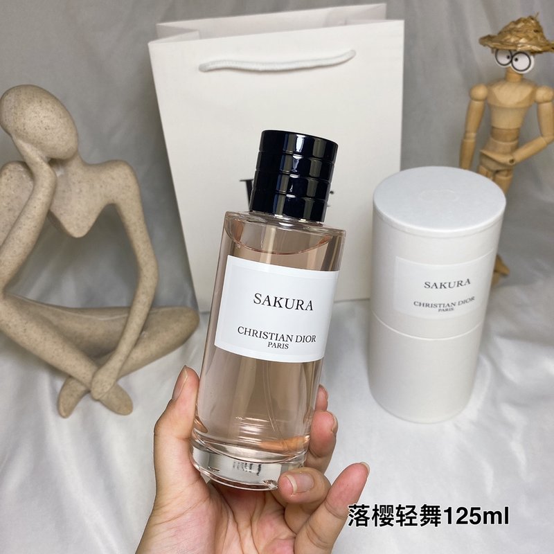 디올 라 미션 사쿠라 오드뚜왈렛 001-254404