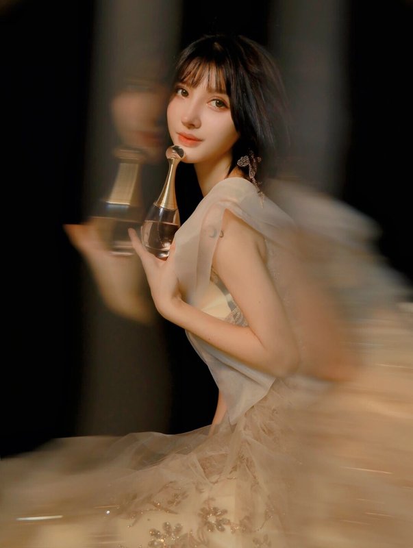 디올 쥬아도르 오드뚜왈렛 100ml 001-254433