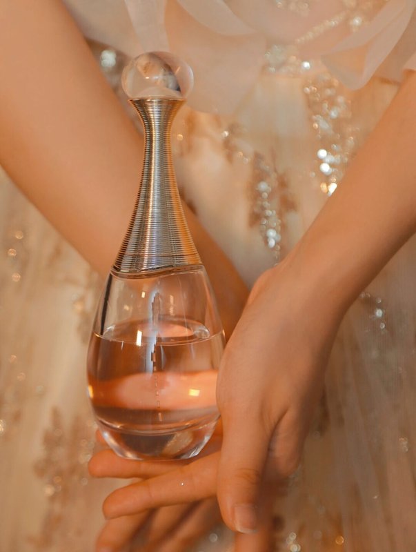 디올 쥬아도르 오드뚜왈렛 100ml 001-254433
