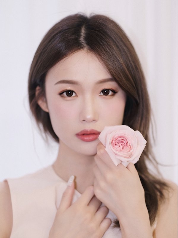 미스 디올 로즈 앤 로즈 오 드 뚜왈렛 100ml 001-254437