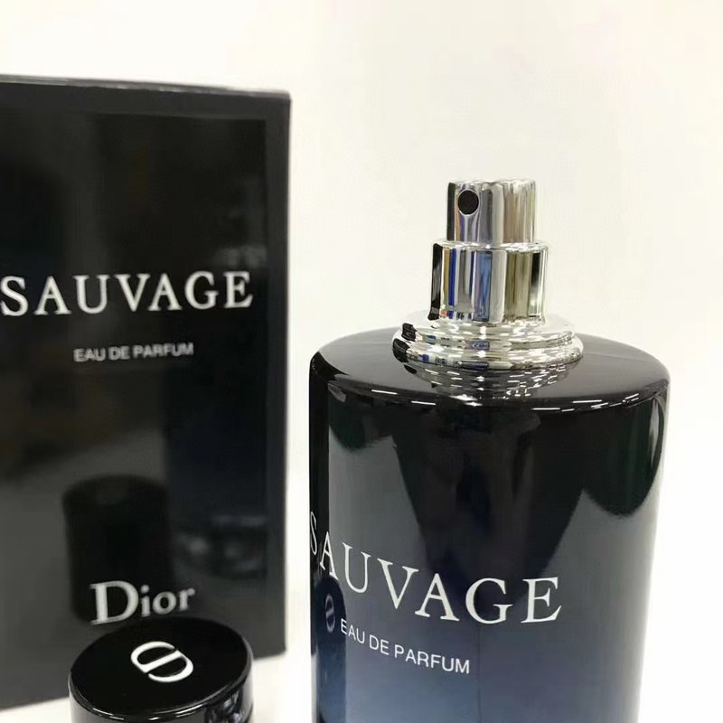 디올 소바쥬 오드뚜왈렛 100ml 001-254440