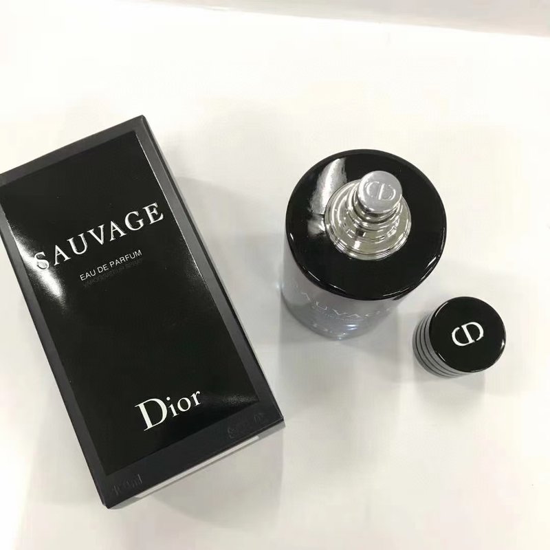 디올 소바쥬 오드뚜왈렛 100ml 001-254440