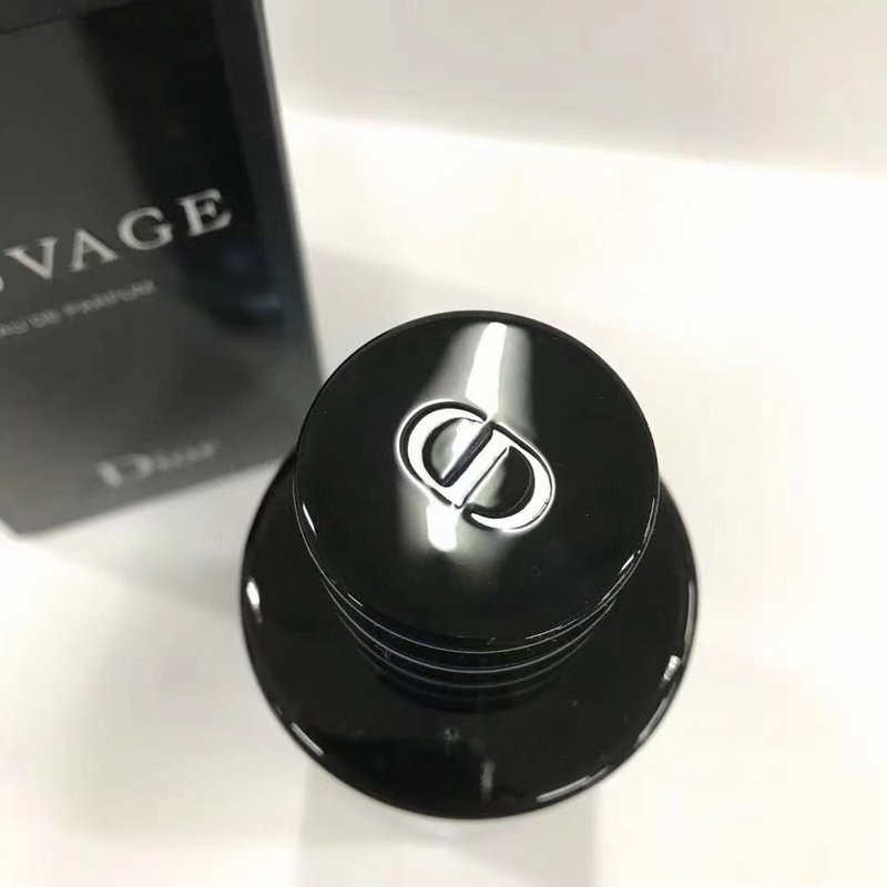 디올 소바쥬 오드뚜왈렛 100ml 001-254440