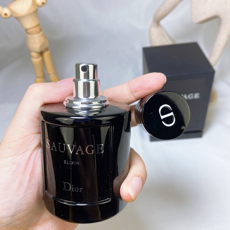 디올 소바쥬 우드박스 오드퍼 60ml 001-254444