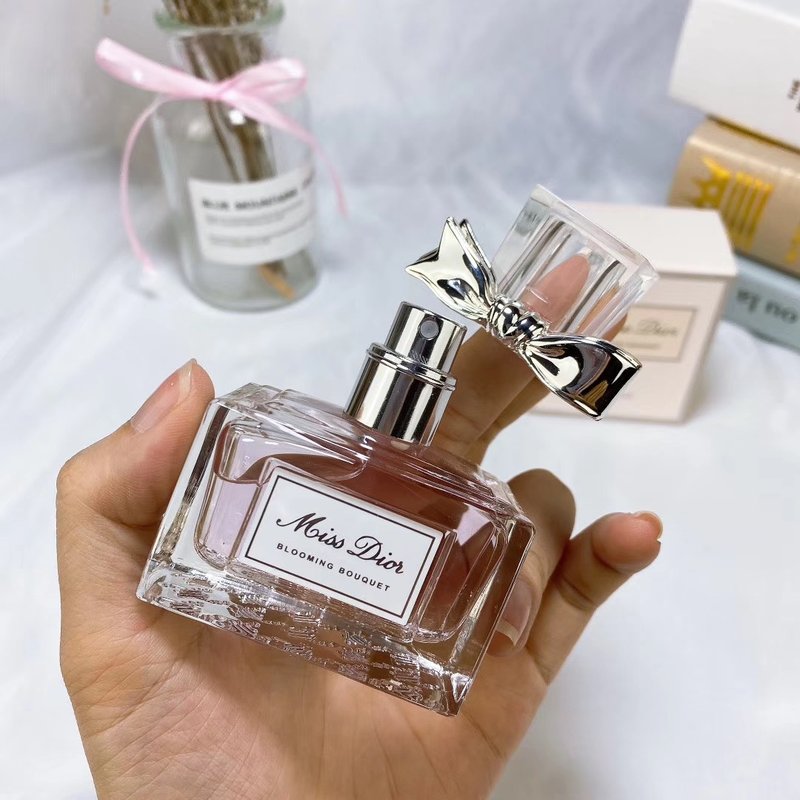 디올 미스 디올 블로밍 부케 오드뚜왈렛 30ml 001-254469