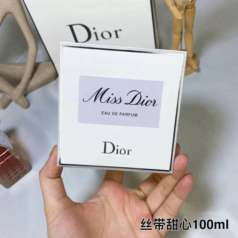 미스 디올 오드파르 001-254476