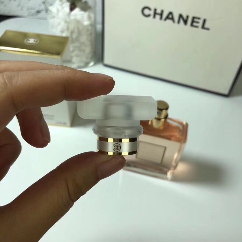 샤넬 코코 마드모아젤 오드뚜알렛 001-254646