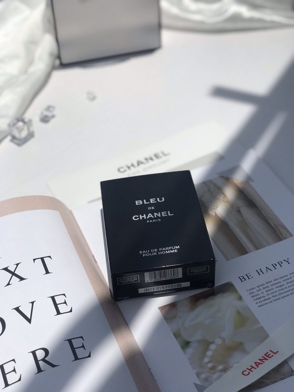 샤넬 블루 드 샤넬 오드뚜알렛 001-254670
