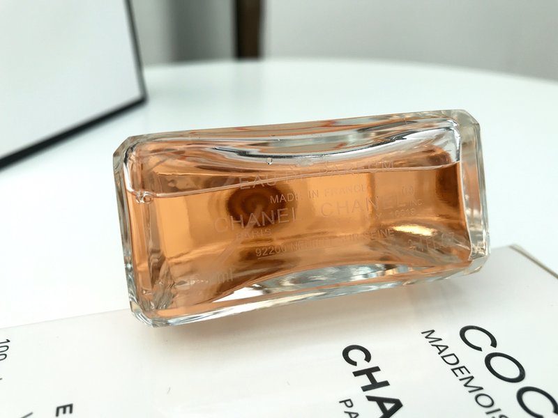 샤넬 코코 마드모아젤 오 드 퍼퓸 100ml 001-254682