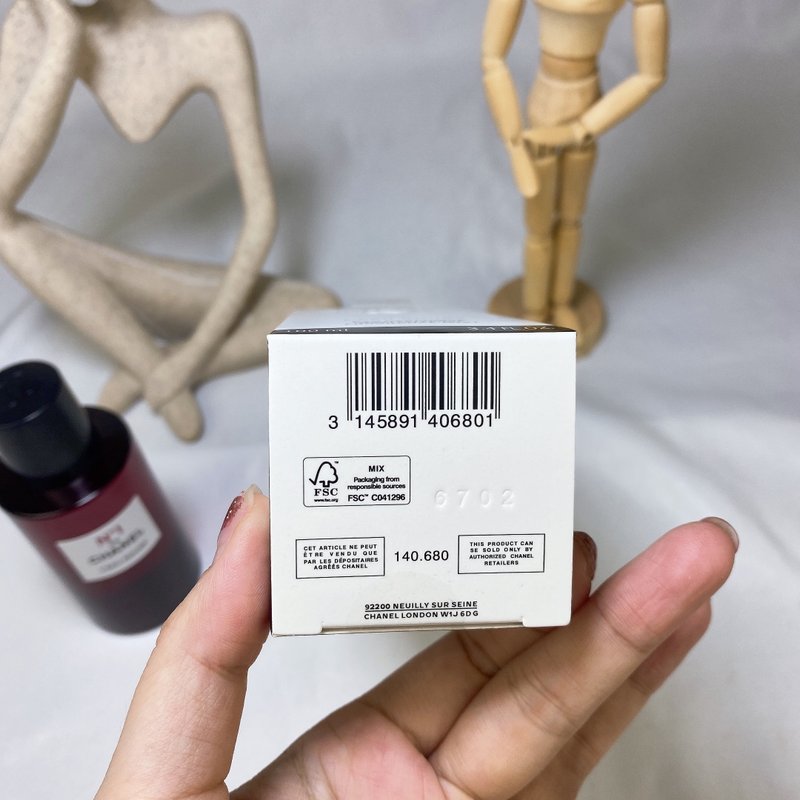 샤넬 넘버원 레드 카멜리아 오 드 퍼퓸 프레이 001-254684