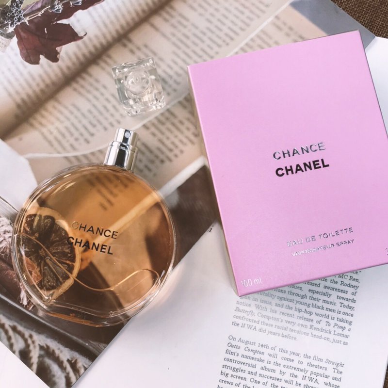 샤넬 찬스 오드뚜왈렛 로우 100mL 001-254765