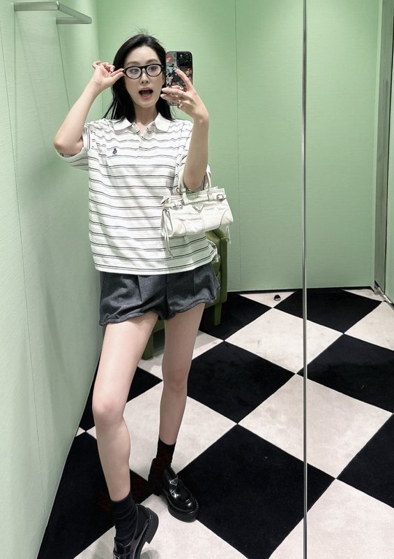 프라다 여름 스트라이프 폴로 반팔 티셔츠 001-255581