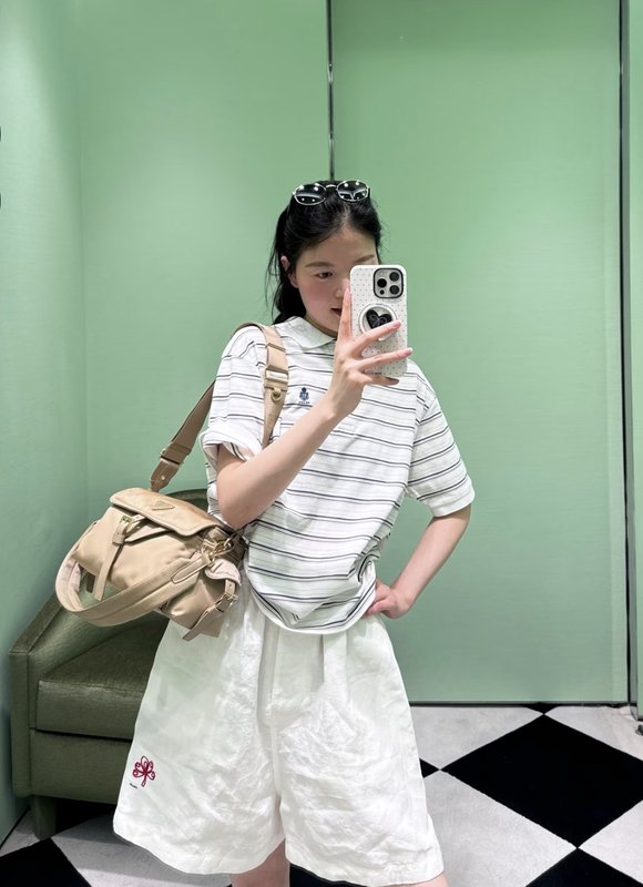 프라다 여름 스트라이프 폴로 반팔 티셔츠 001-255581
