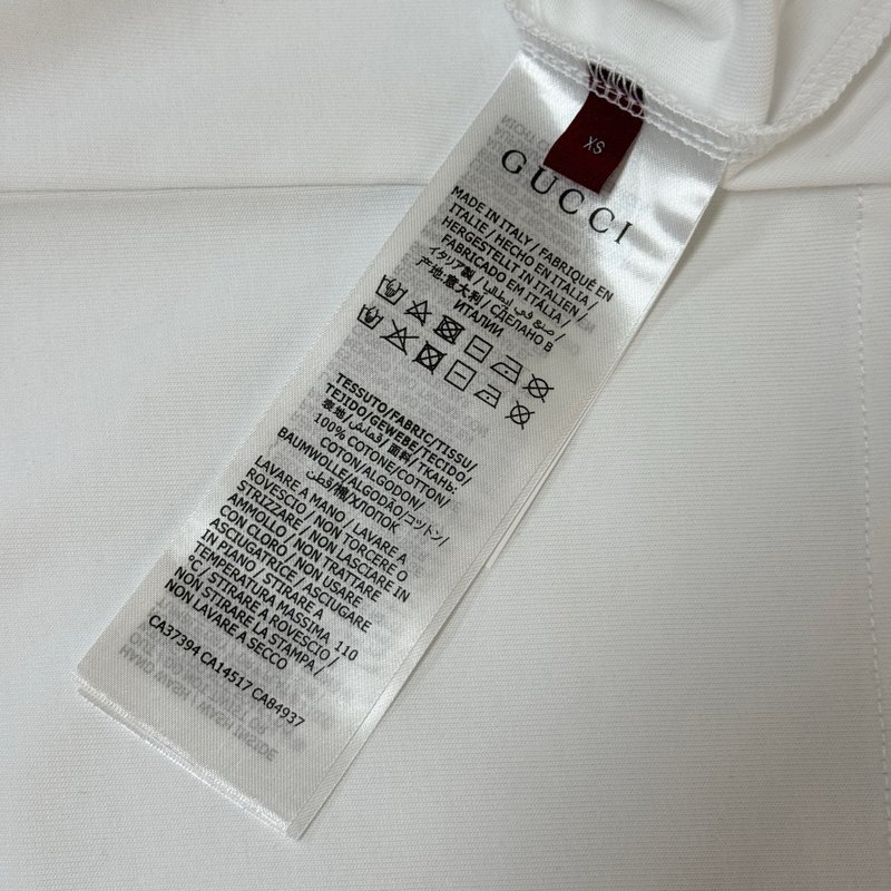 구찌 여름 신상 자수 라운드넥 반팔 티셔츠 001-255798