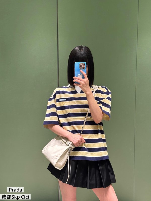 프라다 봄 스트라이프 루즈핏 라운드넥 반팔 티셔츠 001-255989