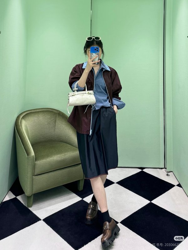 프라다 와인레드 나일론 끈 조절 자켓 001-256024